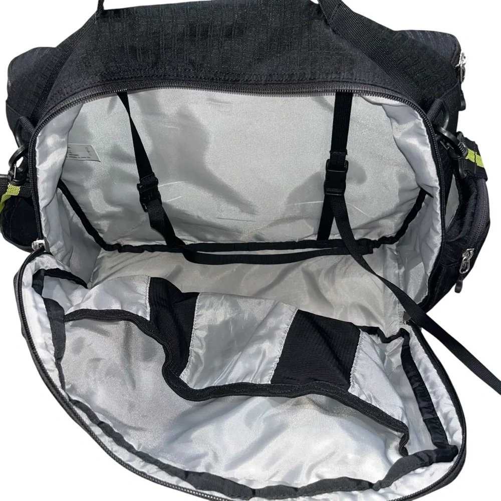 Patagonia Black Lightwire Briefcase Messenger Back Laptop Case